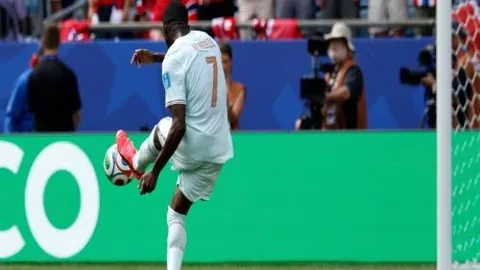 津门虎3-0大胜新鹏城，体育博彩，，跃升至中超第15名谢蒂内关键破门助力